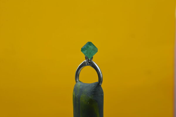 Panna 5.27 Carat
