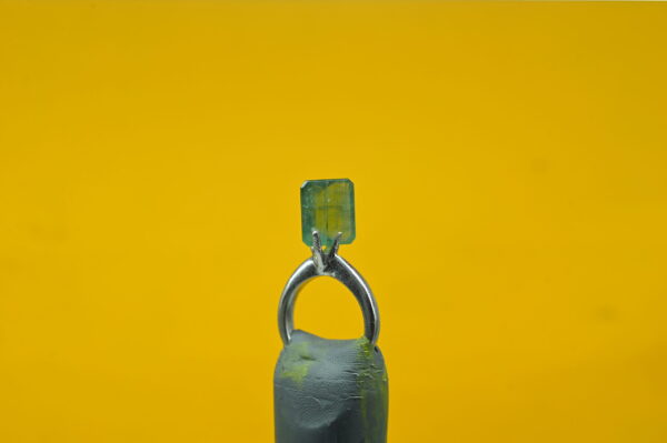 Panna 5.12 Carat