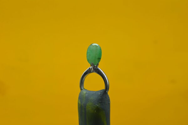 Panna 4.95 Carat
