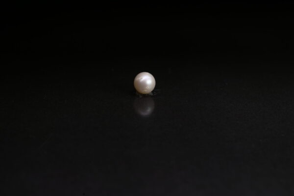 Pearl 4.29 Carat - Image 2