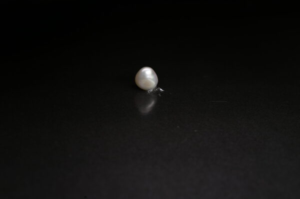 Pearl 4.59 Carat