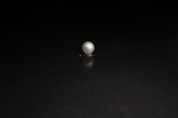 Pearl 3.92 Carat - Image 2