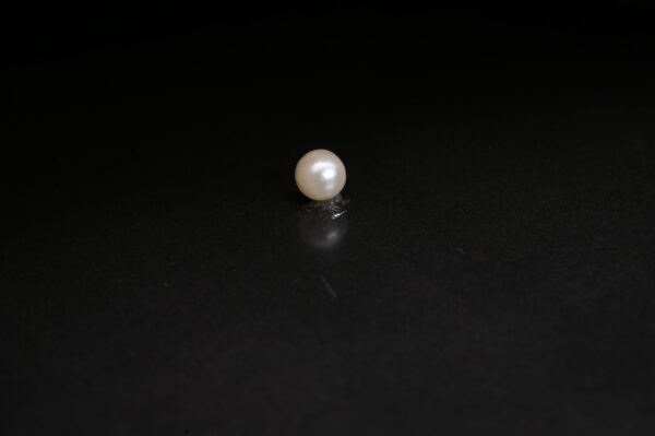 Pearl 5.55 Carat - Image 2