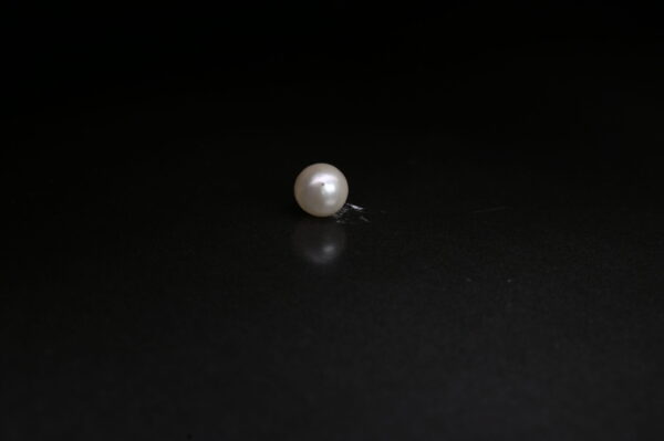 Pearl 7.77 Carat