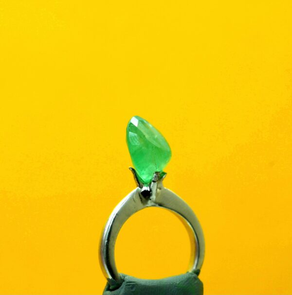 Panna 5.84 Carat - Image 3