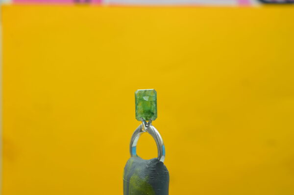 Panna 5.30 Carat