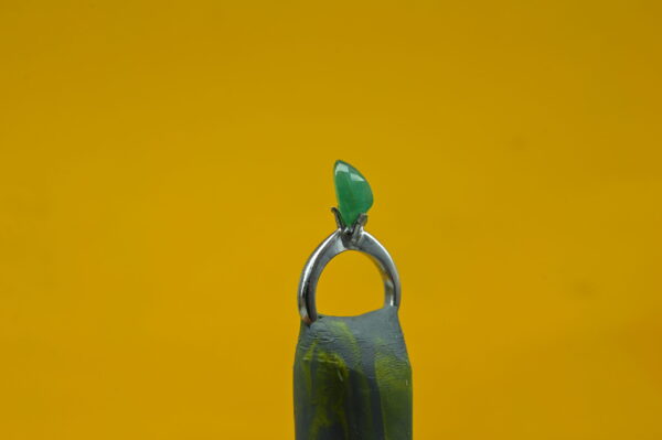Panna 3.97 Carat - Image 2