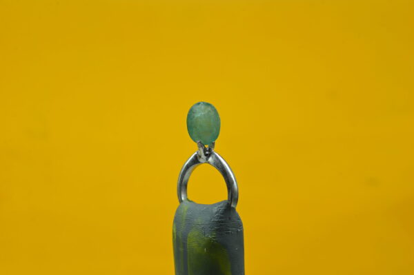 Panna 4.33 Carat