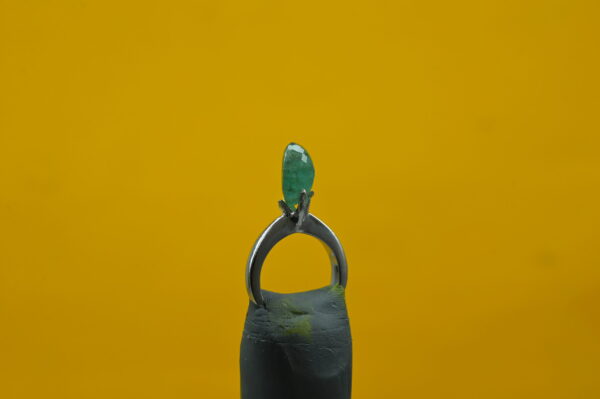 Panna 4.11 Carat
