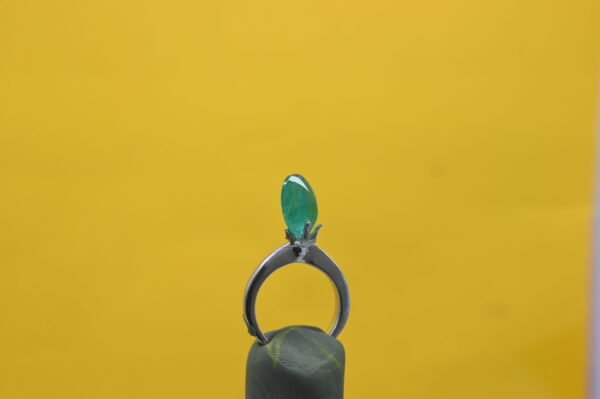 Panna 4.01 Carat - Image 2