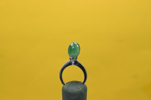 Panna 4.25 Carat