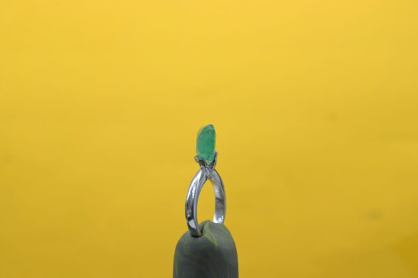 Panna 4.28 Carat - Image 3