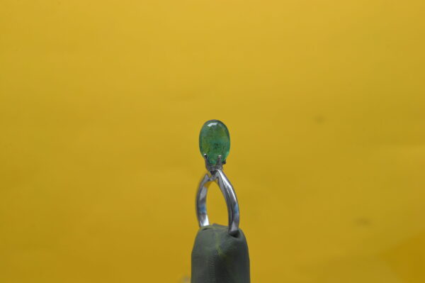 Panna 4.40 Carat