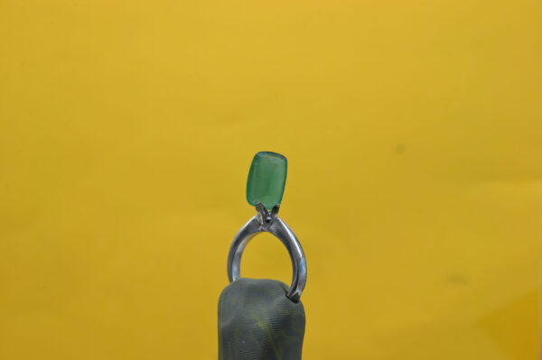 Panna 4.29 Carat - Image 3