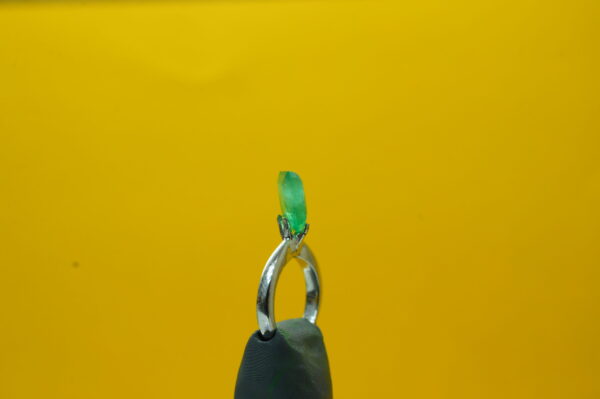 Panna 4.02 Carat - Image 3