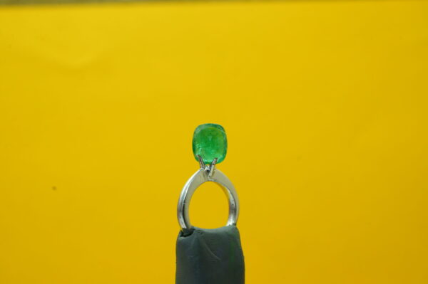 Panna 4.42 Carat - Image 3
