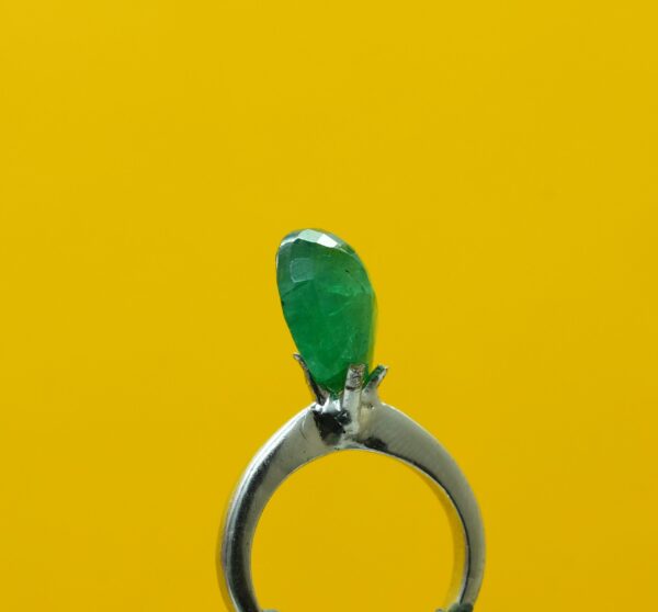 Panna 4.89 Carat - Image 3