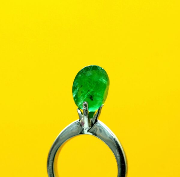 Panna 4.18 Carat