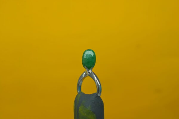 Panna 4.17 Carat